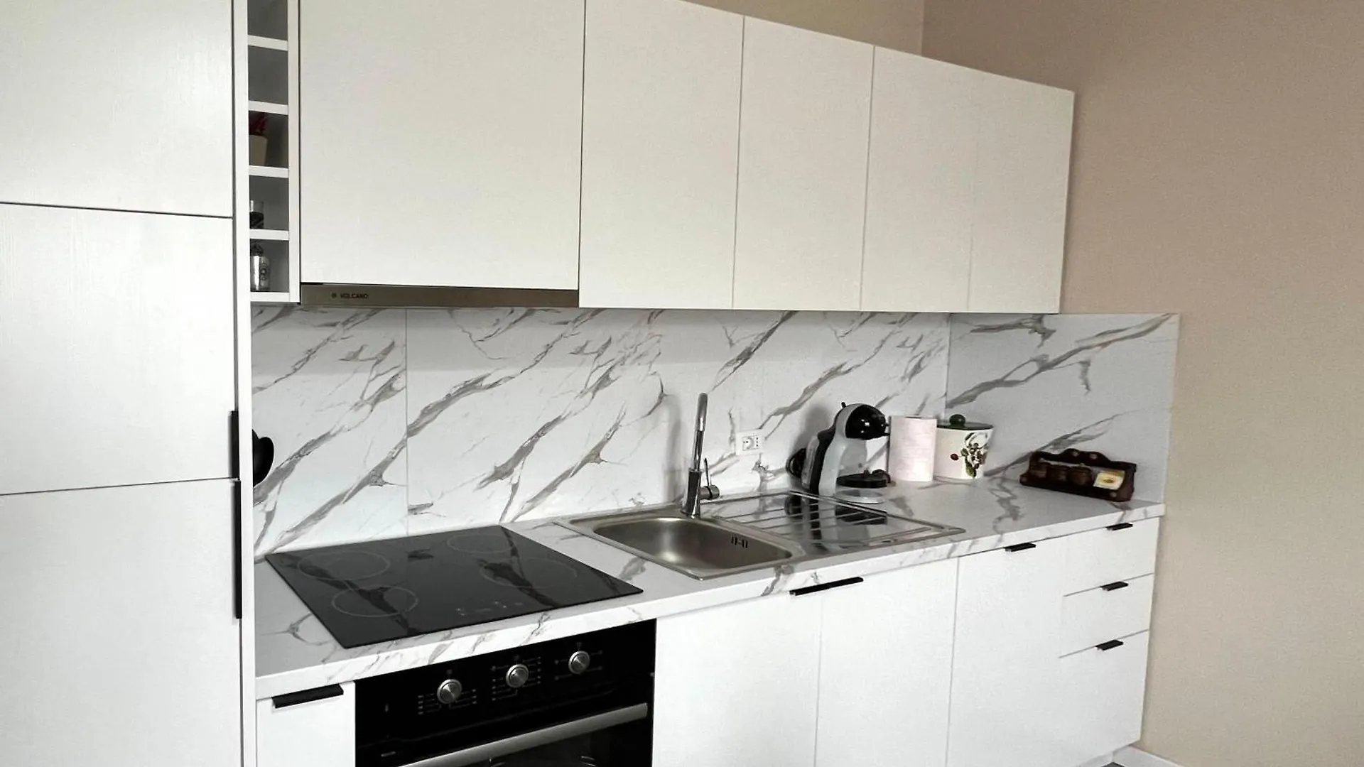 Cozy Flat Near Air Albania Stadium 1 Tirana Albania